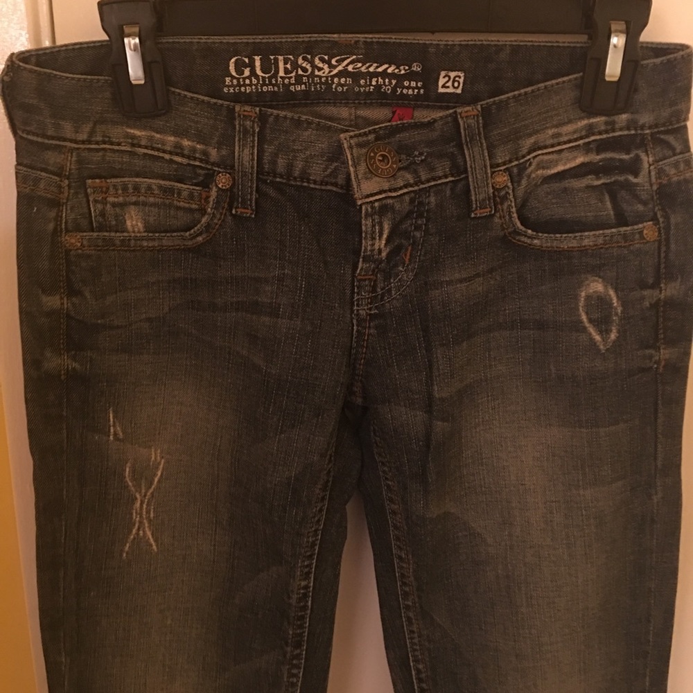 Guess Jeans - Picture 3 of 6